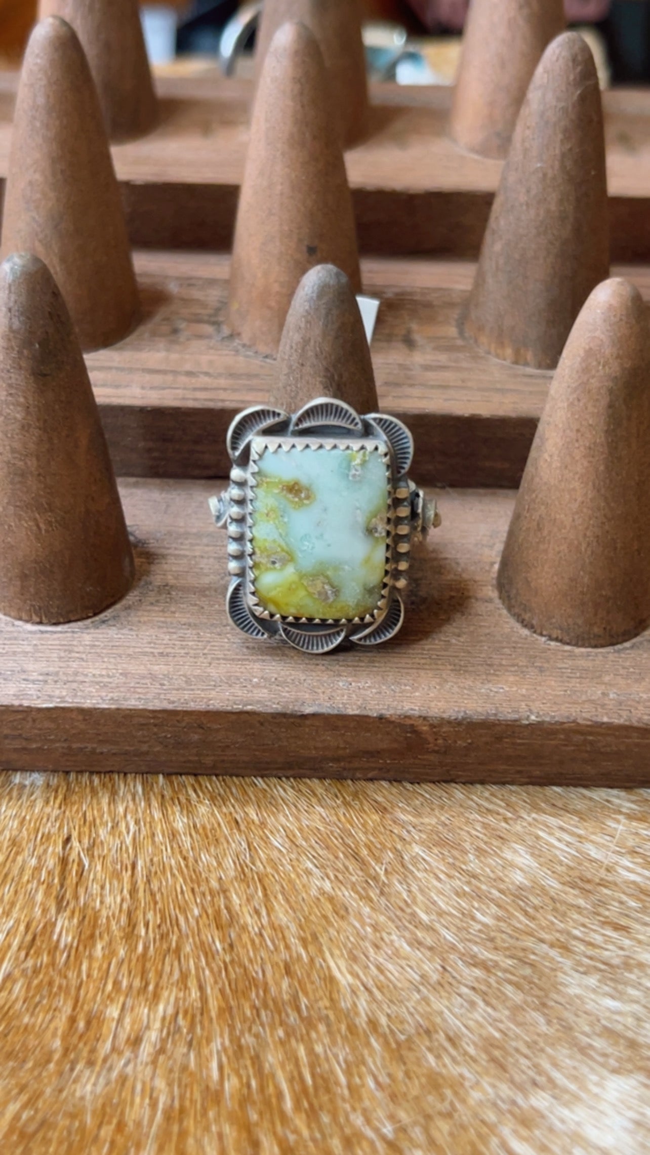 Palomino Size 8.5 Ring