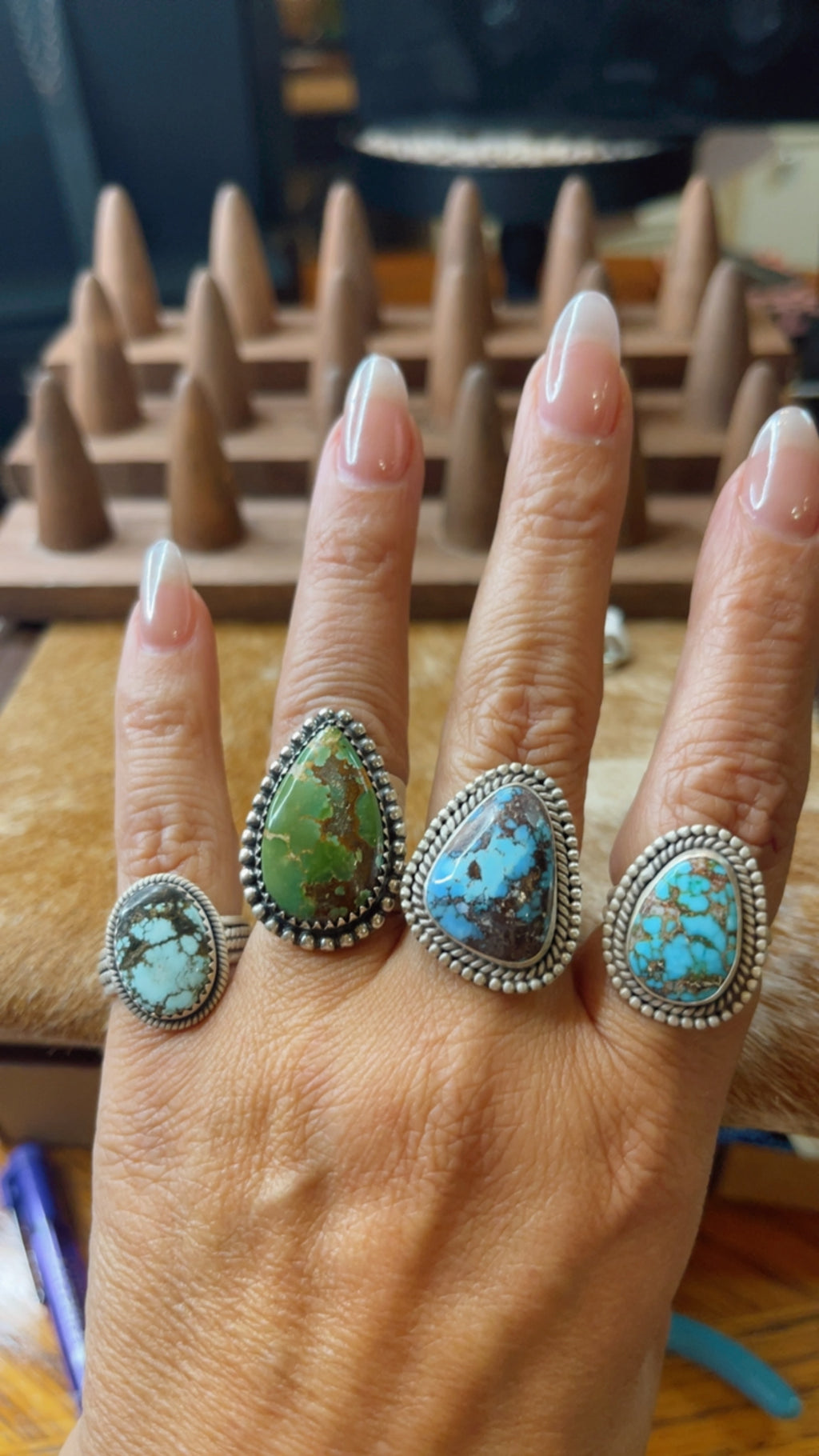 Golden Hills size 7.5