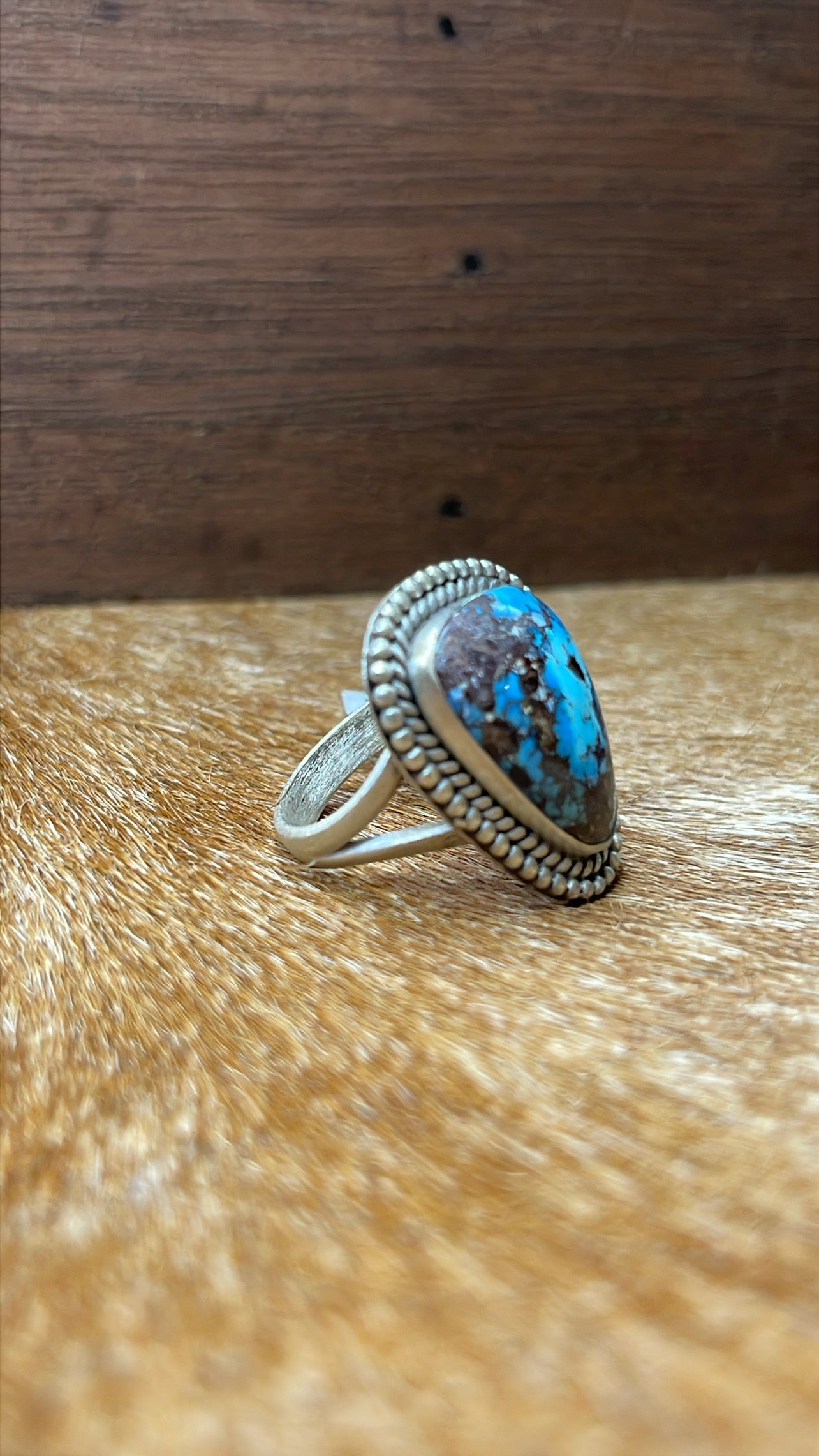 Golden Hills size 7.5