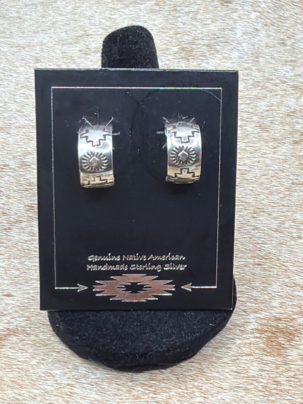 NATIVE MADE Sterling Silver Small Hoop Earrings