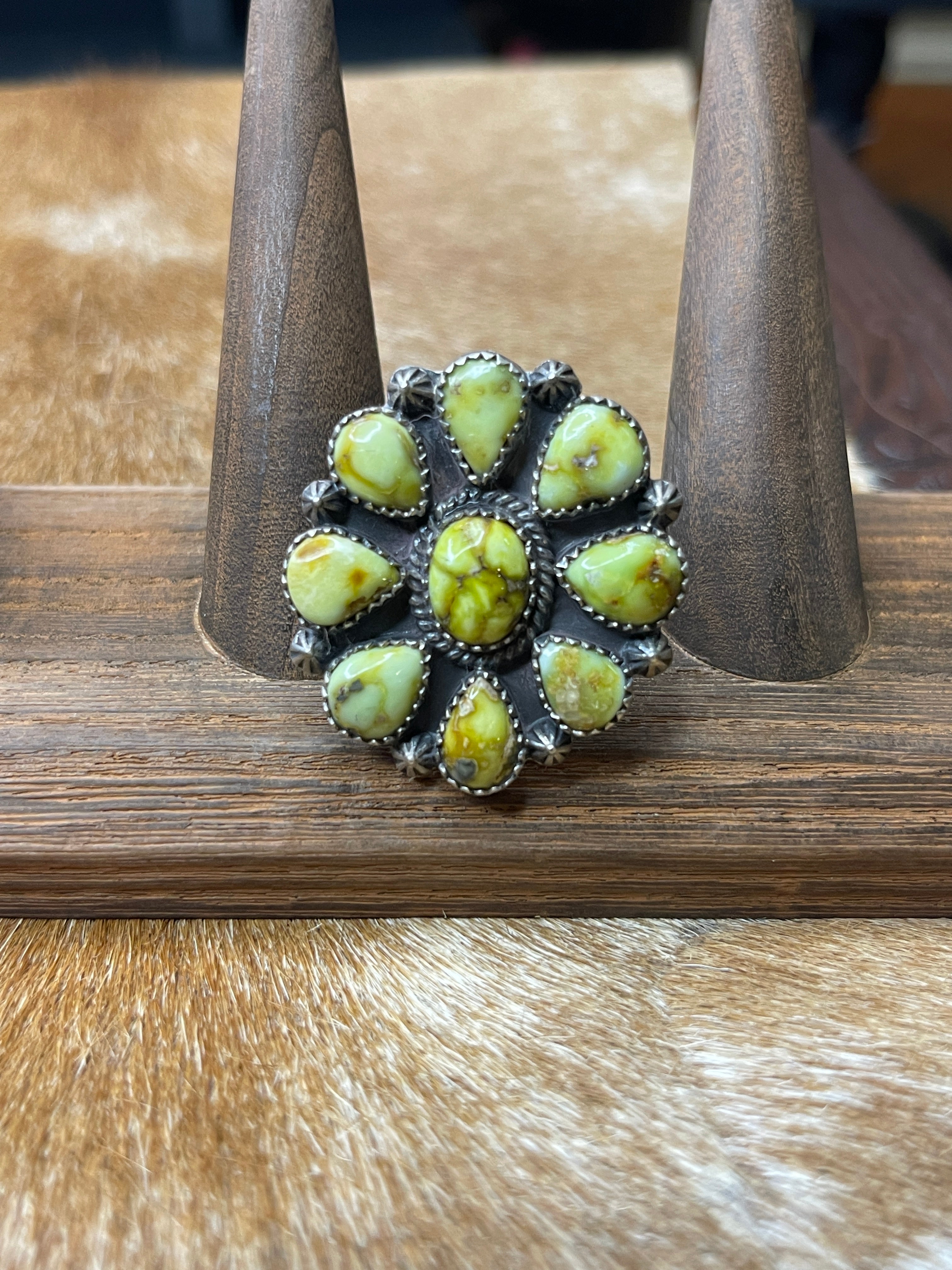 Palomino Adjustable Ring