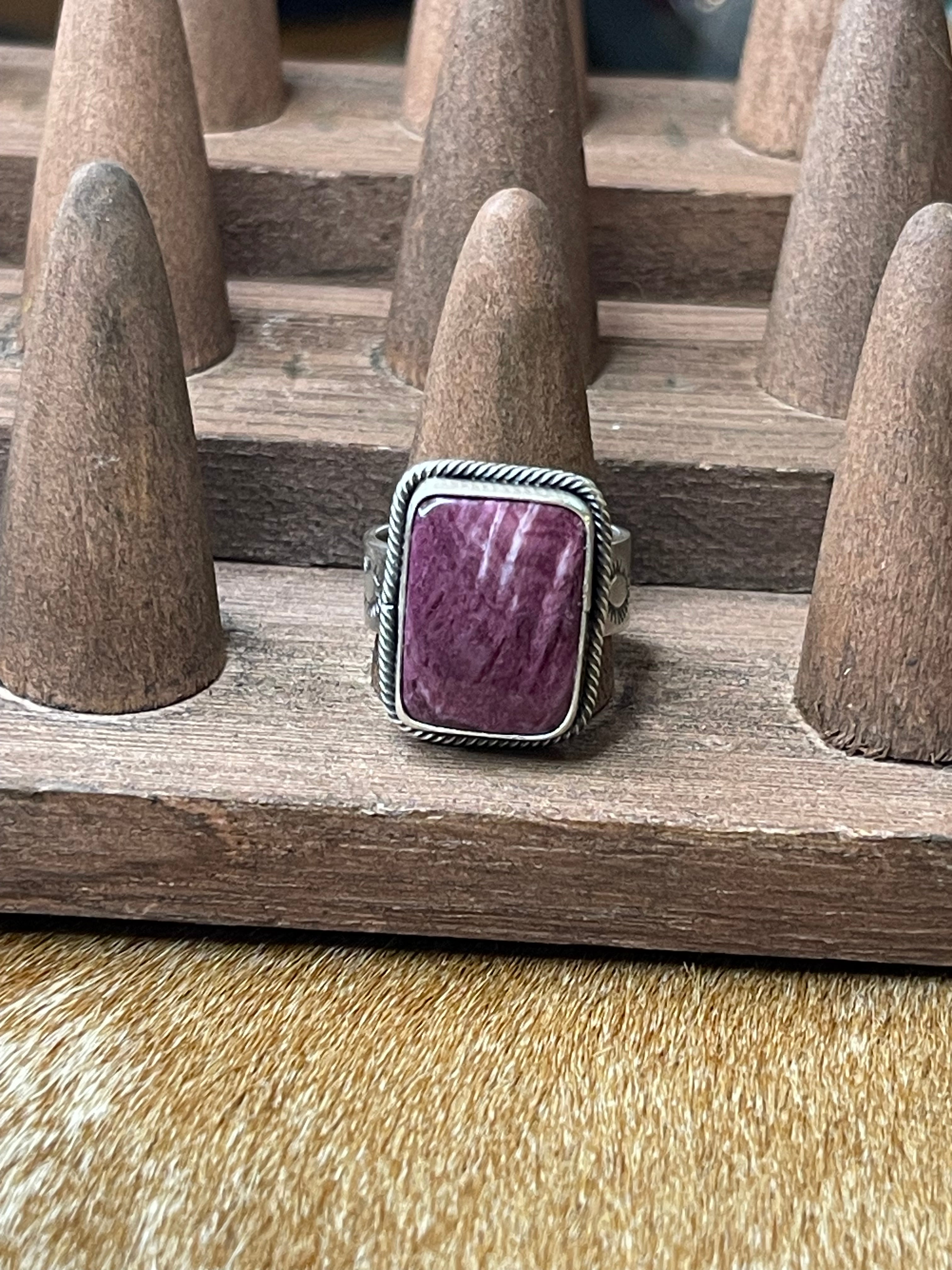 Scott Skeets Purple Spiny Size 8 Ring
